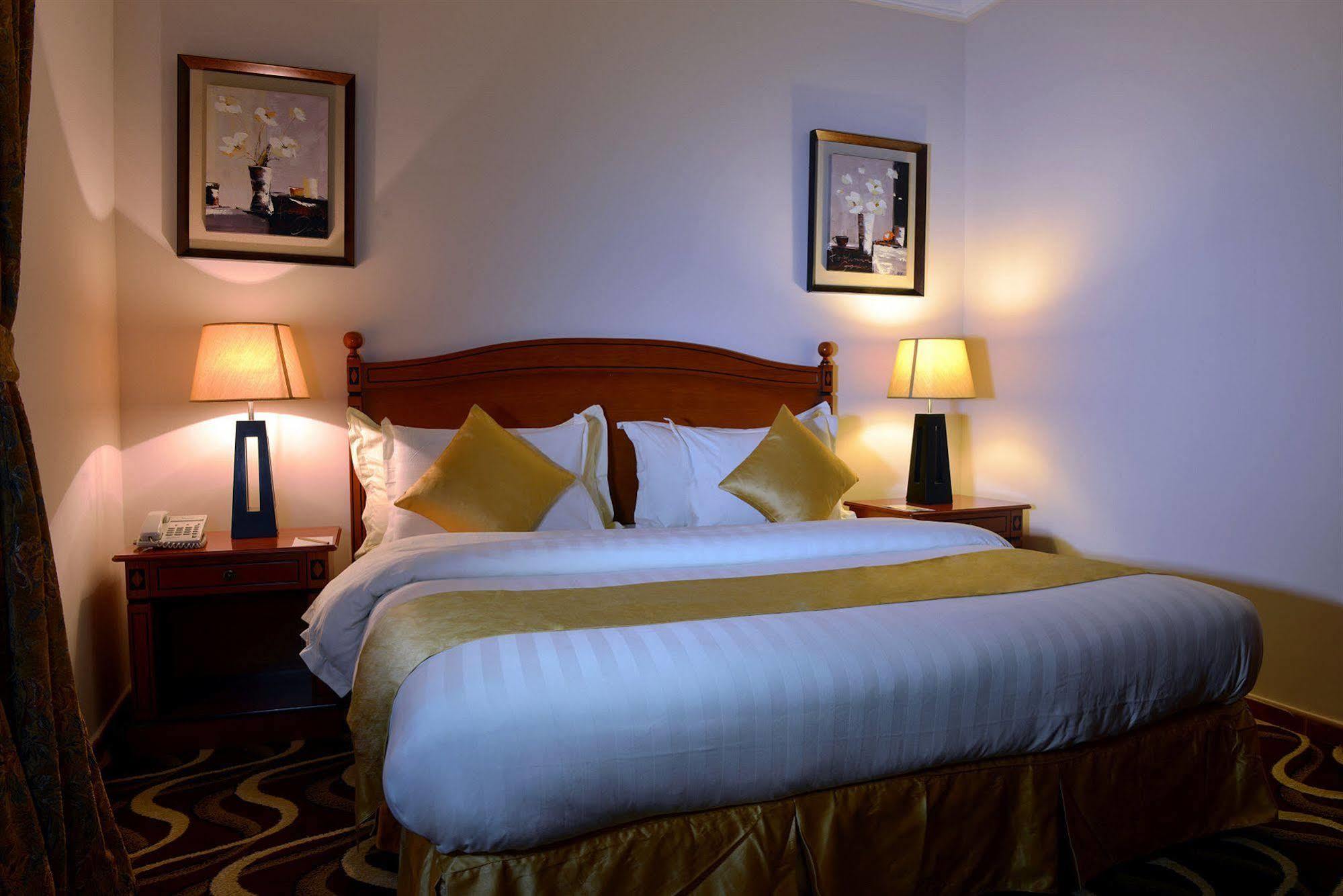 Aparthotel Boudl Palestine Jiddah Esterno foto