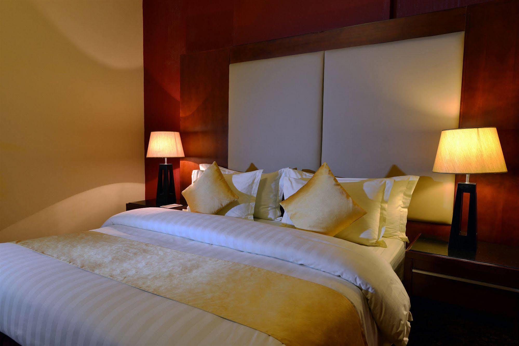 Aparthotel Boudl Palestine Jiddah Esterno foto